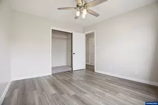 910 Ford St SE, Salem, OR 97301 - Photo 22