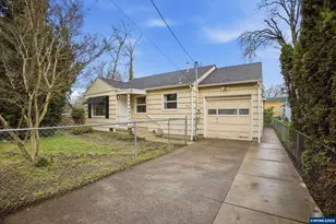 910 Ford St SE, Salem, OR 97301 - Photo 2