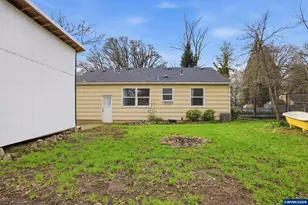 910 Ford St SE, Salem, OR 97301 - Photo 26