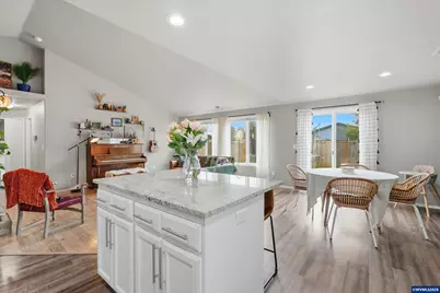 3422 NE Harvest Dr Dr, McMinnville, OR 97128 - Photo 8