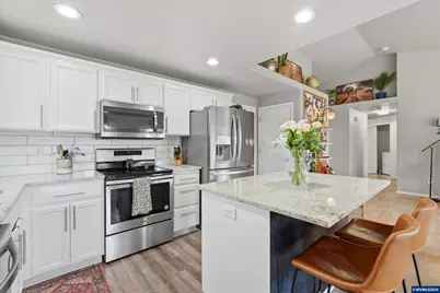 3422 NE Harvest Dr Dr, McMinnville, OR 97128 - Photo 6