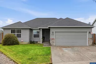 3422 NE Harvest Dr Dr, McMinnville, OR 97128 - Photo 1