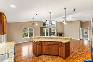 7255 Eastwood Dr SE, Turner, OR 97392 - Photo 12