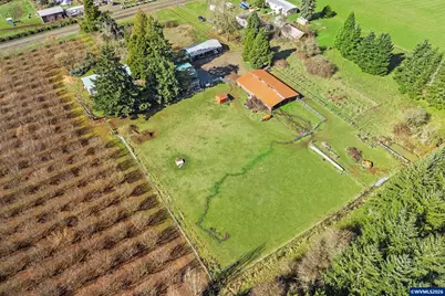 34931 Meridian Rd, Lebanon, OR 97355 - Photo 40