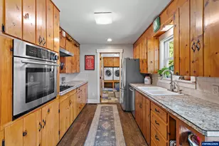 34931 Meridian Rd, Lebanon, OR 97355 - Photo 14