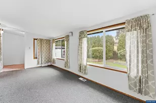 1307 S Water St, Silverton, OR 97381 - Photo 28