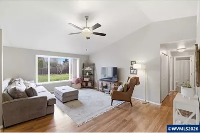 2963 S 7th Pl, Lebanon, OR 97355 - Photo 8