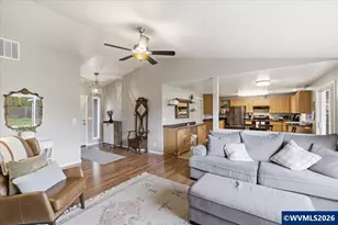 2963 S 7th Pl, Lebanon, OR 97355 - Photo 10