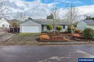 2963 S 7th Pl, Lebanon, OR 97355 - Photo 2