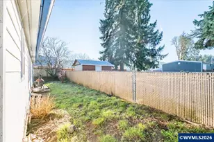 2573 Kalmia St, Sweet Home, OR 97386 - Photo 30