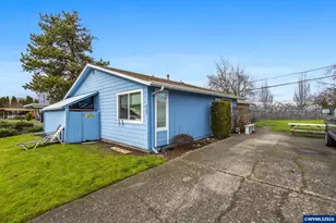 4133 &amp 4143 Campbell Dr SE, Salem, OR 97317 - Photo 10
