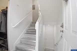 1490 Madelyn Ave SE, Salem, OR 97306 - Photo 10