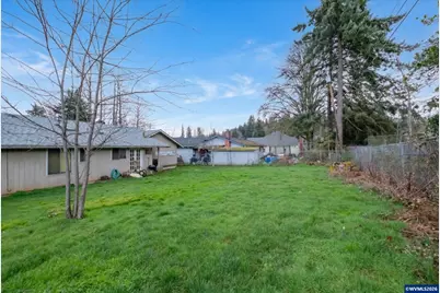 1360 Sunset Ln, Sweet Home, OR 97386 - Photo 20