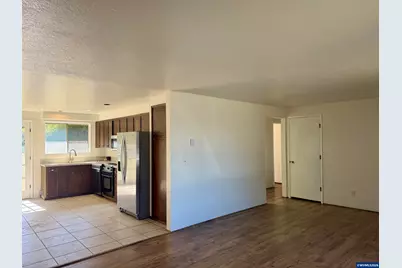 1360 Sunset Ln, Sweet Home, OR 97386 - Photo 4