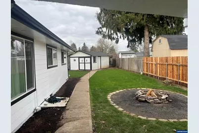 4664 Kingston Ct NE, Salem, OR 97305 - Photo 8
