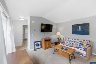 25045 Gap Rd, Brownsville, OR 97327 - Photo 6