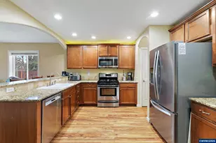 1575 Leo St NE, Keizer, OR 97303 - Photo 14