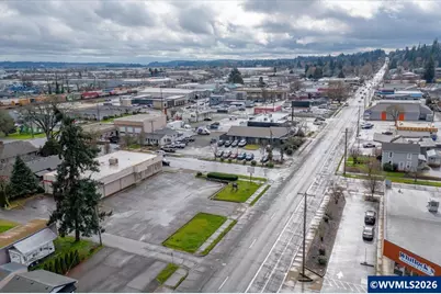 1590 12th St SE, Salem, OR 97302 - Photo 14