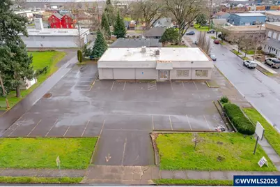 1590 12th St SE, Salem, OR 97302 - Photo 4