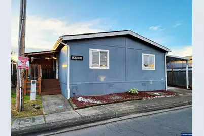 4722 Wyoming Cir NE, Salem, OR 97305 - Photo 1