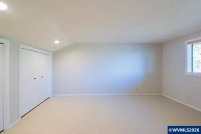 695 Fairview Av SE, Salem, OR 97302 - Photo 26