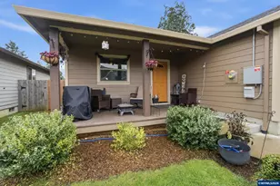 226 NW Sagan Lp, Sheridan, OR 97378 - Photo 4