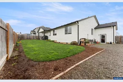 309 NE Berry St, Sublimity, OR 97385 - Photo 48