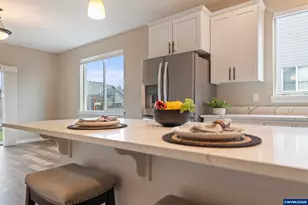 309 NE Berry St, Sublimity, OR 97385 - Photo 24