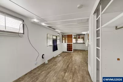 5422 Portland Rd NE #10, Salem, OR 97305 - Photo 10