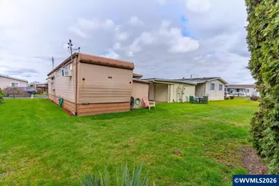 5422 Portland Rd NE #10, Salem, OR 97305 - Photo 24