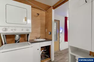 5422 Portland Rd NE, Salem, OR 97305 - Photo 18