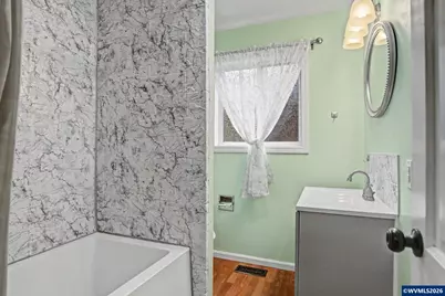 1586 Ewald Av SE, Salem, OR 97302 - Photo 32