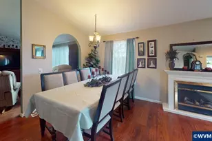 2120 Robins Ln, Salem, OR 97306 - Photo 12