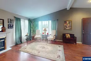 2120 Robins Ln, Salem, OR 97306 - Photo 8