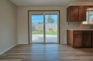 1937 Fieldcrest Ct S, Salem, OR 97306 - Photo 6