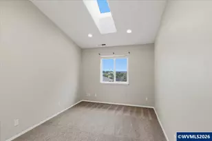 946 Reagan Ave NW, Salem, OR 97304 - Photo 34