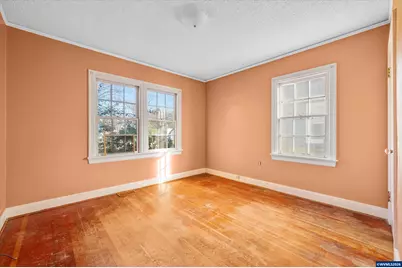 923 SW Ellis St, Dallas, OR 97338 - Photo 18