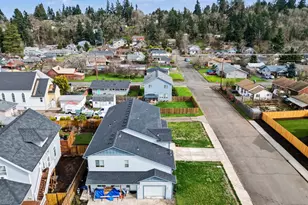 301 S Drake St (&amp 315 S 1st St) St, Silverton, OR 97381 - Photo 2