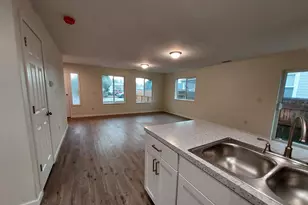 301 S Drake St (&amp 315 S 1st St) St, Silverton, OR 97381 - Photo 10