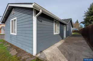 158 S Evergreen Ave, Stayton, OR 97383 - Photo 8