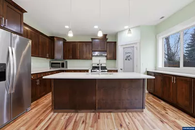4939 Sergio Pl NE, Salem, OR 97301 - Photo 8