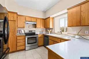 3246 NW Silktassel Dr, Corvallis, OR 97330 - Photo 10