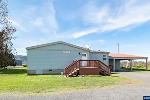 1177 Vaughan Ln, Lebanon, OR 97355 - Photo 2