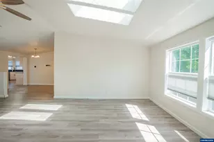 1177 Vaughan Ln, Lebanon, OR 97355 - Photo 14