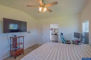 1177 Vaughan Ln, Lebanon, OR 97355 - Photo 16