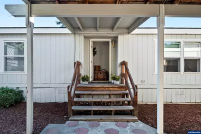 1201 SW 28th #27 St, Redmond, OR 97756 - Photo 4