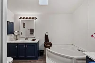 1201 SW 28th #27 St, Redmond, OR 97756 - Photo 24