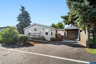 1201 SW 28th St, Redmond, OR 97756 - Photo 1