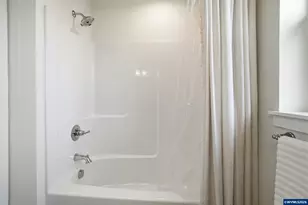 1631 SE Salmonberry Ave, Dallas, OR 97338 - Photo 34