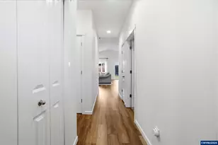 1631 SE Salmonberry Ave, Dallas, OR 97338 - Photo 6